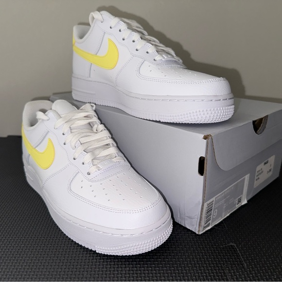 Nike AF1 - Picture 2 of 4